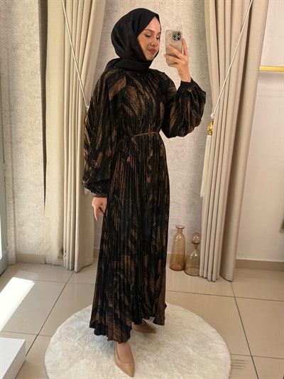 MMZ Piliseli Tasarım Elbise Siyah