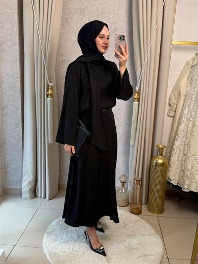 Miori Misse Brit Düğmeli Etekli Takım Siyah