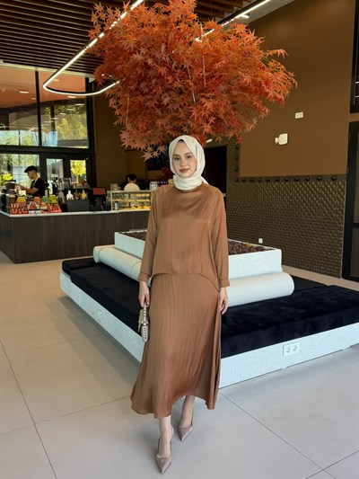 Miori Ramos Premium Saten Etekli Takım Camel