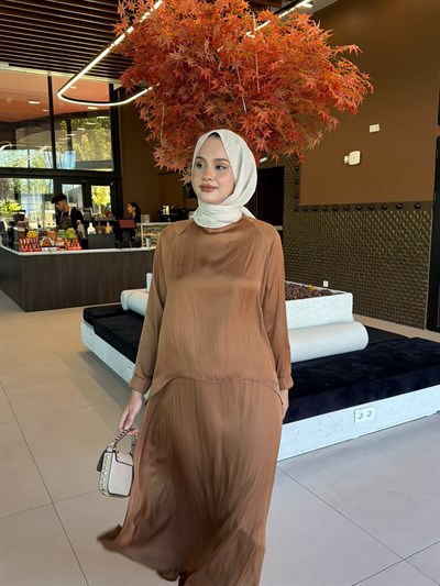 Miori Ramos Premium Saten Etekli Takım Camel