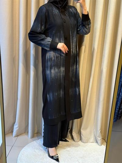 Behrem 25147 Taş Baskılı Büyük Beden Tesettür Kap Siyah
