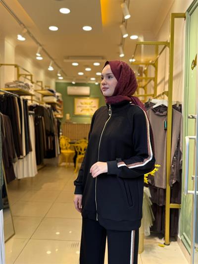 Nuss 1039 Yanı Şerit Detaylı Pantolonlu Takım Siyah