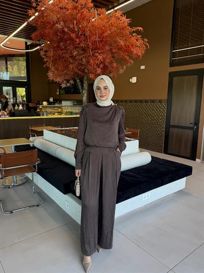 Miori Bois Taşlanmış İpek Pantolonlu Takım Kahverengi