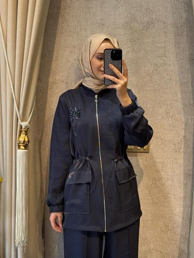 Nuss 1032 Yaka Boncuk İşleme Detaylı Pantolonlu Takım Lacivert