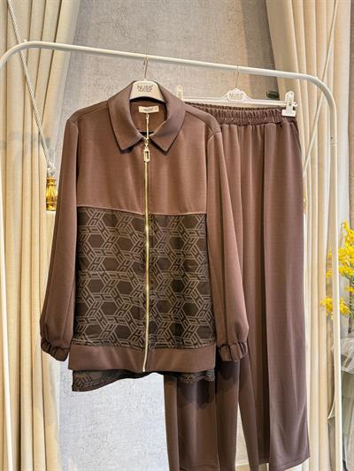 Nuss 1048 Jakar Detay Pantolonlu Takım Kahverengi