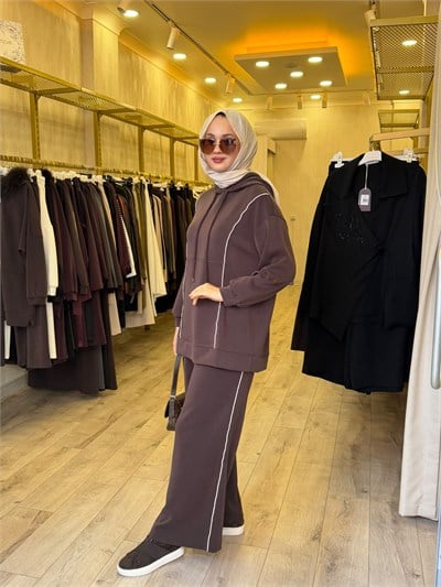 NUSS 1051 Gümüş Şerit Detaylı Pantolonlu Takım Kahverengi