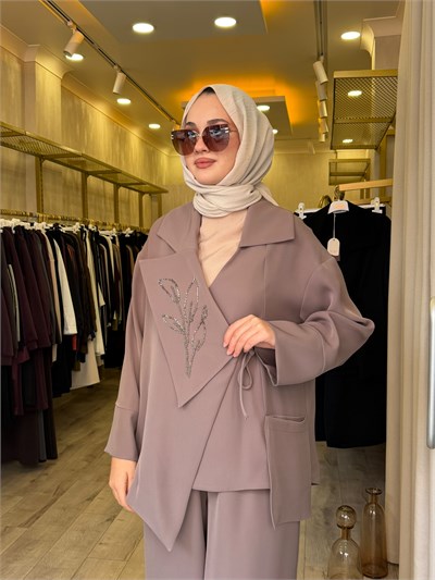 NUSS 1063 Yaka İşleme Detaylı Takım Vizon