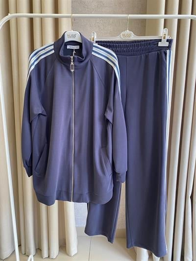 Nuss 1092 Yanı Şerit Detaylı Pantolonlu Takım Lacivert