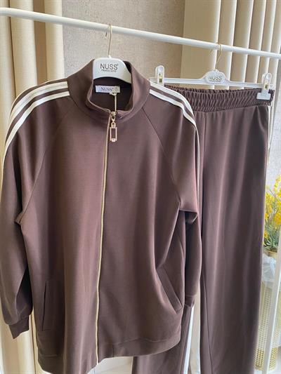 Nuss 1092 Yanı Şerit Detaylı Pantolonlu Takım Kahverengi