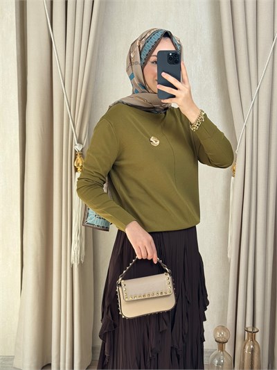 Nuss 200 Broş Detaylı Yarım Balıkçı Yaka Merserize Kazak Lime
