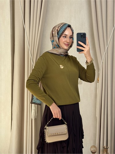 Nuss 200 Broş Detaylı Yarım Balıkçı Yaka Merserize Kazak Lime
