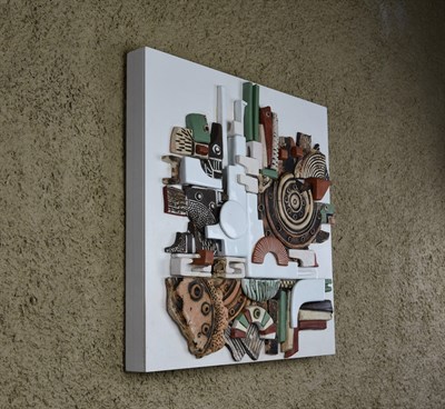 Geometrik Kabartmalı Seramik Duvar Panosu 50 x 50 cm