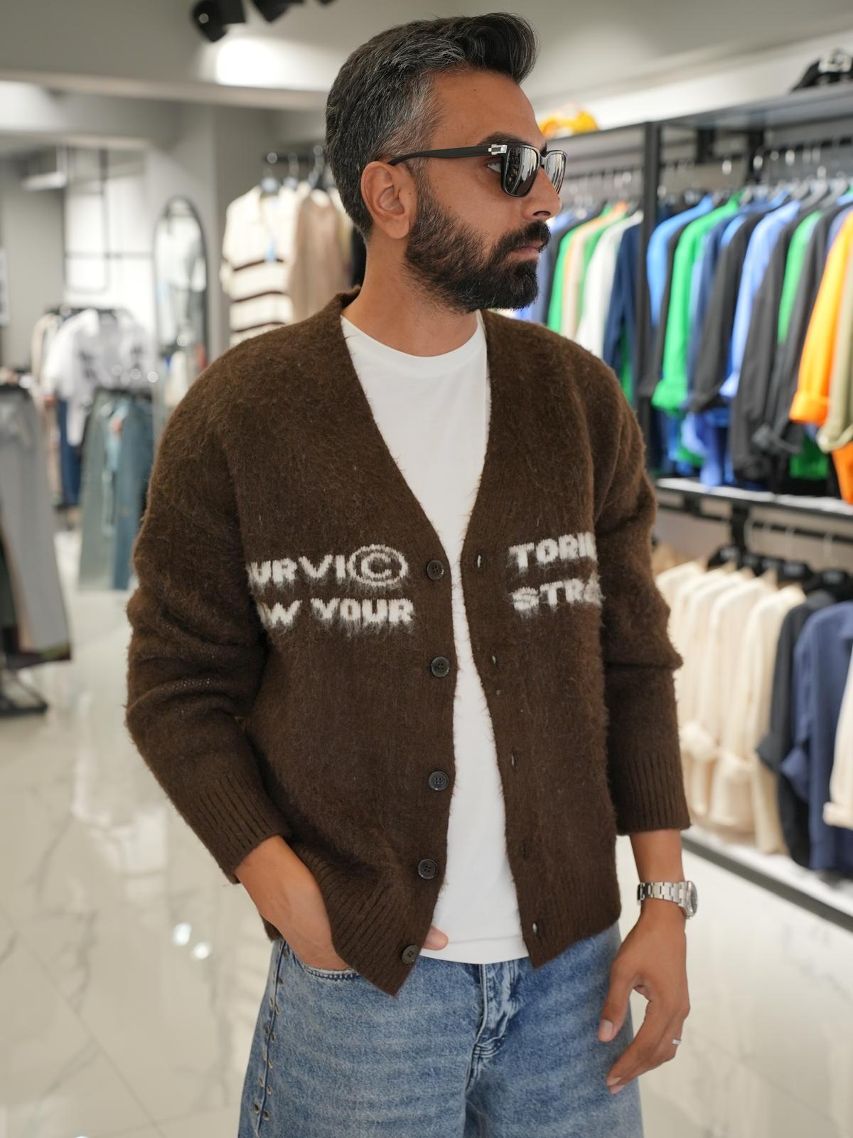 Oversize Kalıp Yazı Detaylı Hırka Kahve