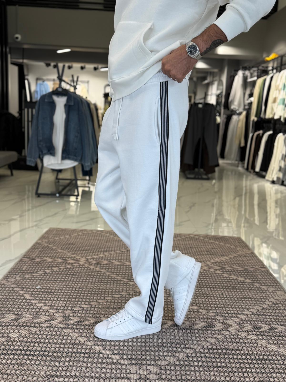 Şerit Detaylı Baggy Kalıp Eşofman Altı Beyaz