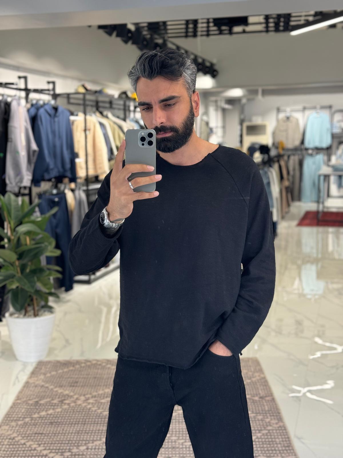 Yaka Detay Basic Sweatshirt Siyah