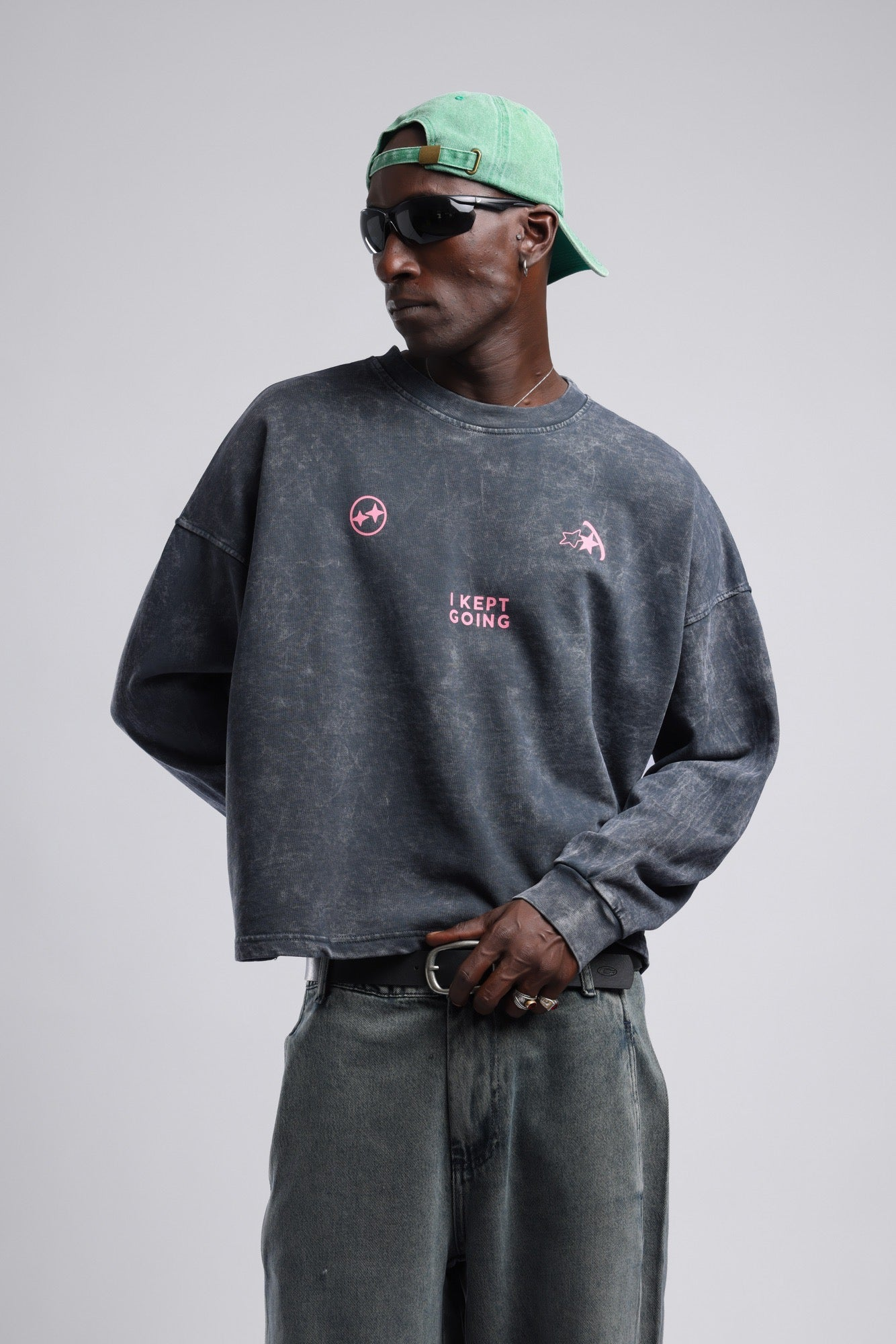 Baskılı Düşük Omuzlu Relaxed Fit Sweatshirt Siyah