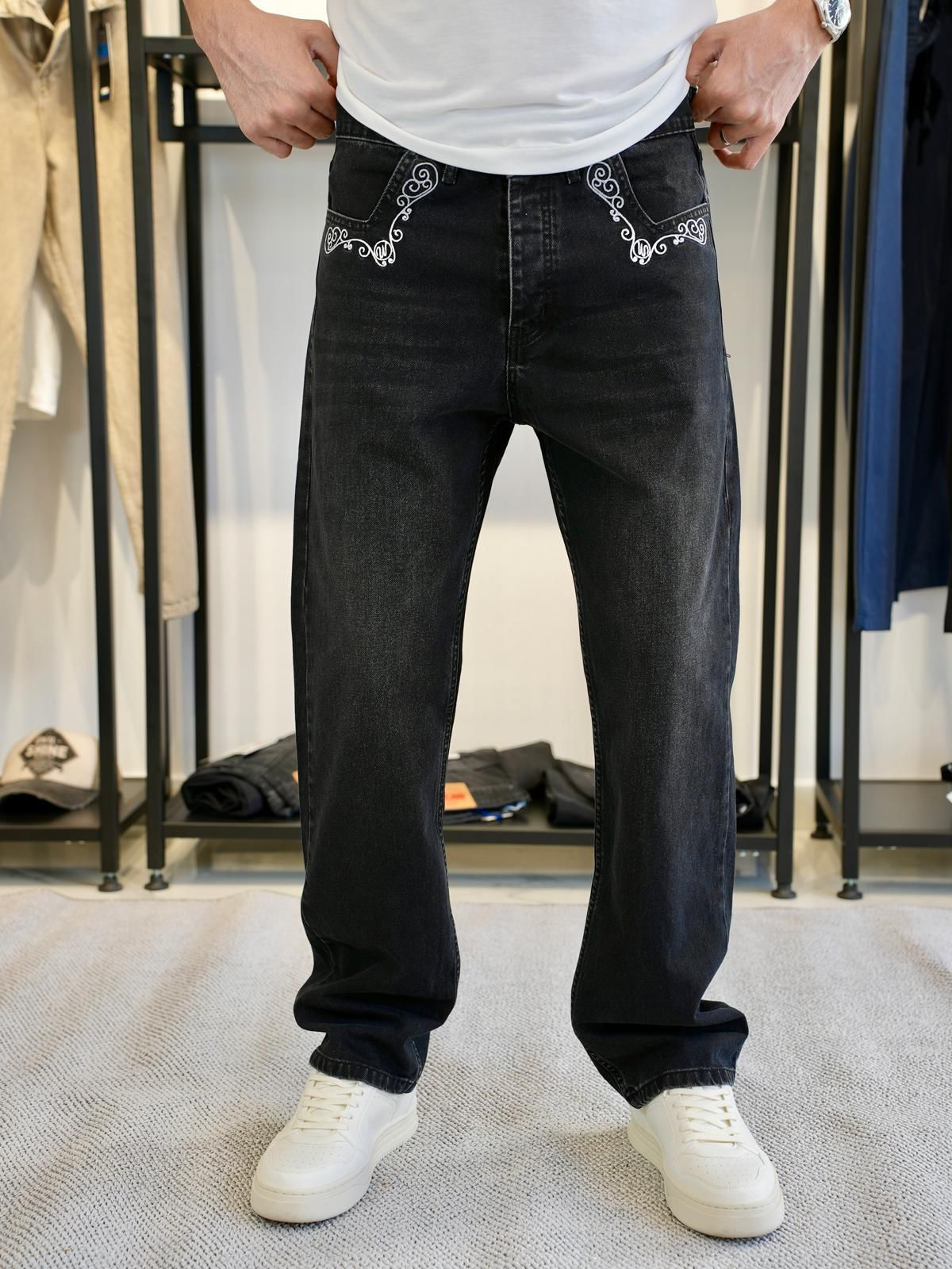 Cep Nakış Detaylı Baggy Pantolon Siyah