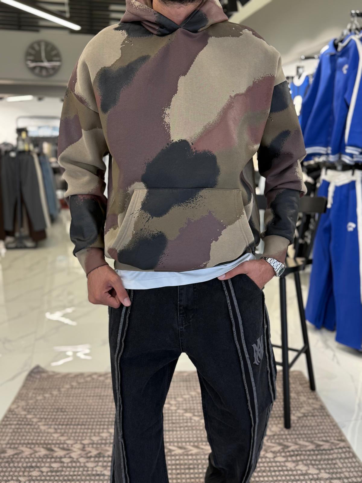 Desenli Deri Detay Sweatshirt