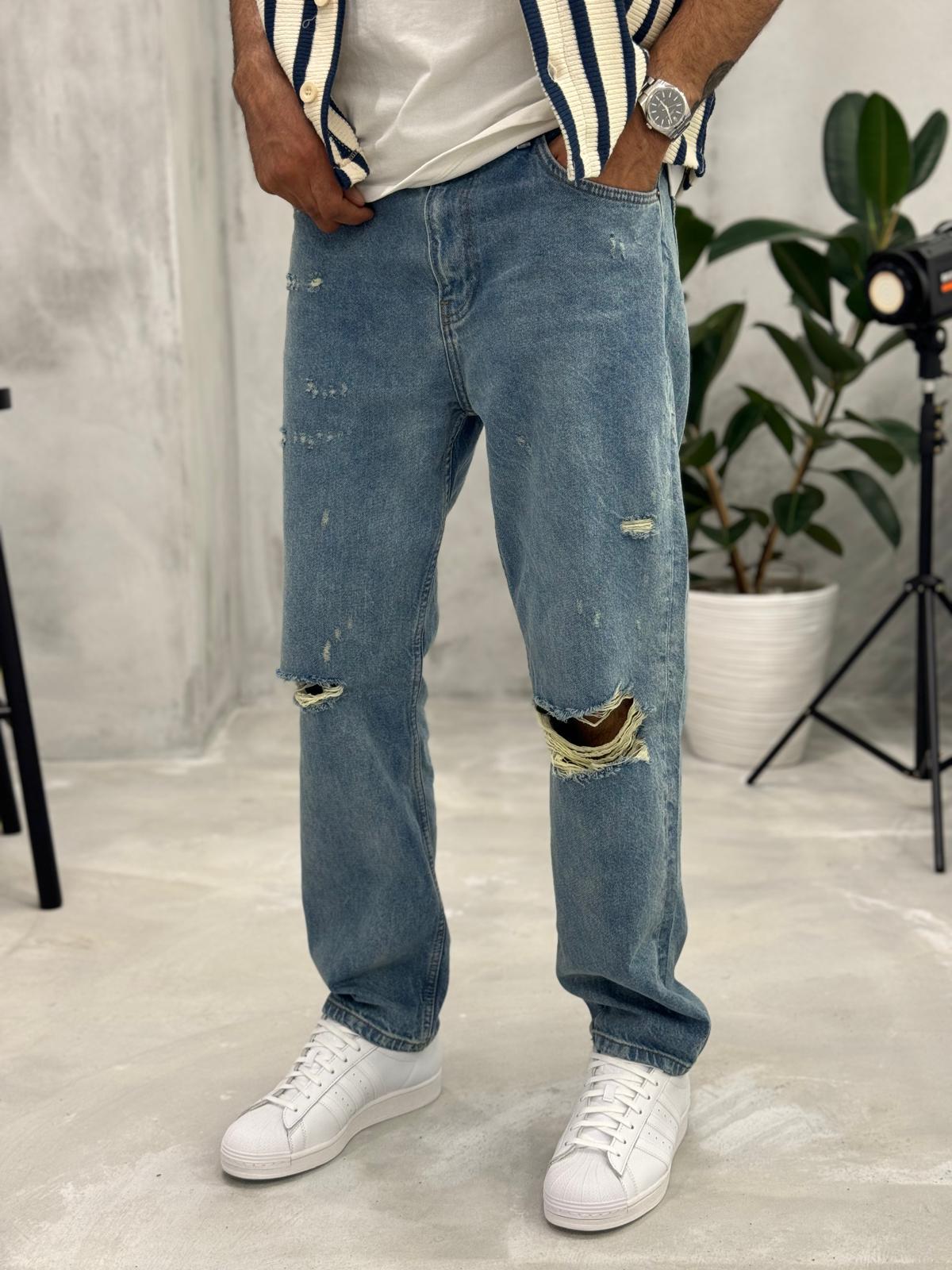 Long Relax Kesim Yırtık Desenli Kot Pantolon
