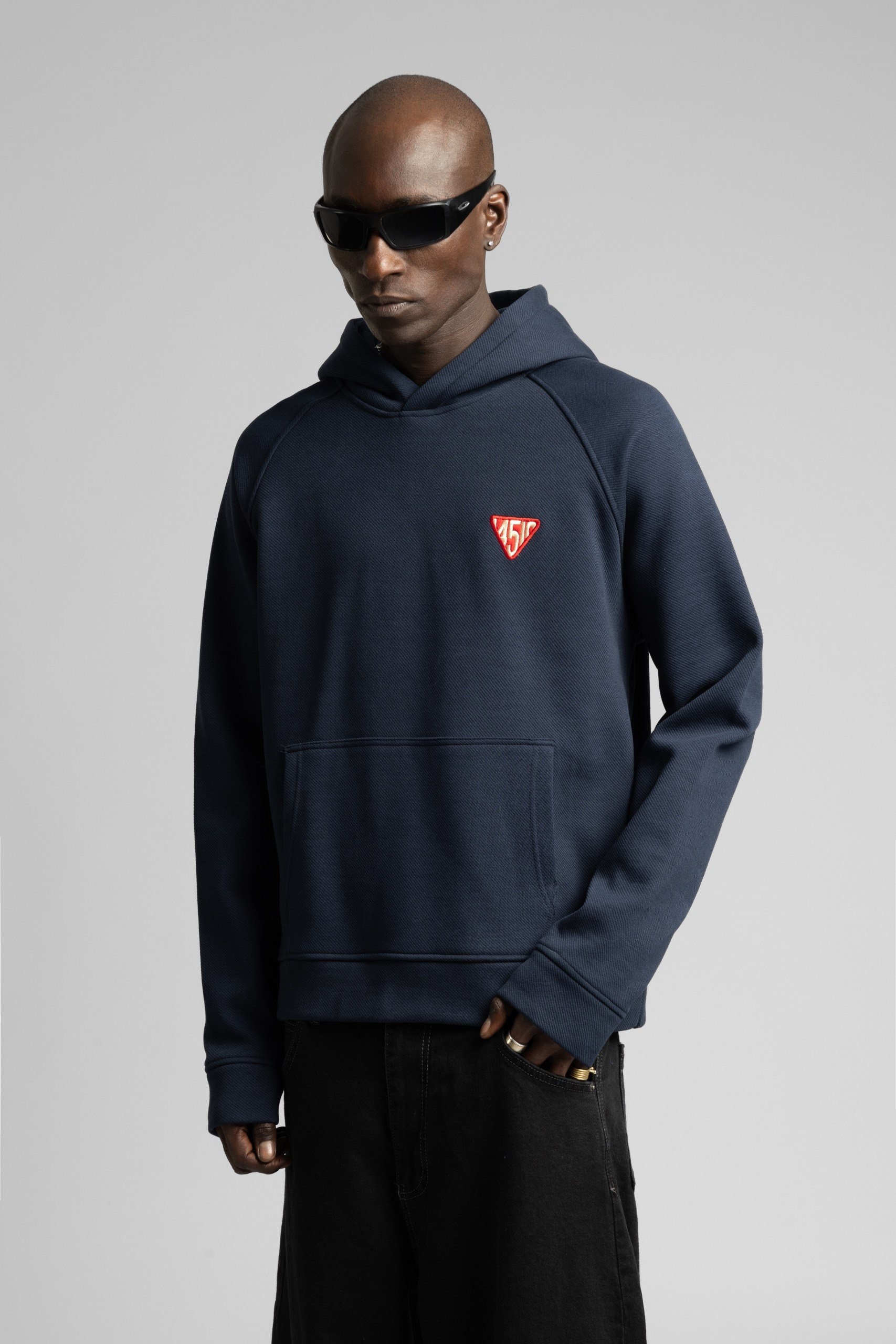 Minimal Nakış Detaylı Kapüşonlu Sweatshirt  Lacivert