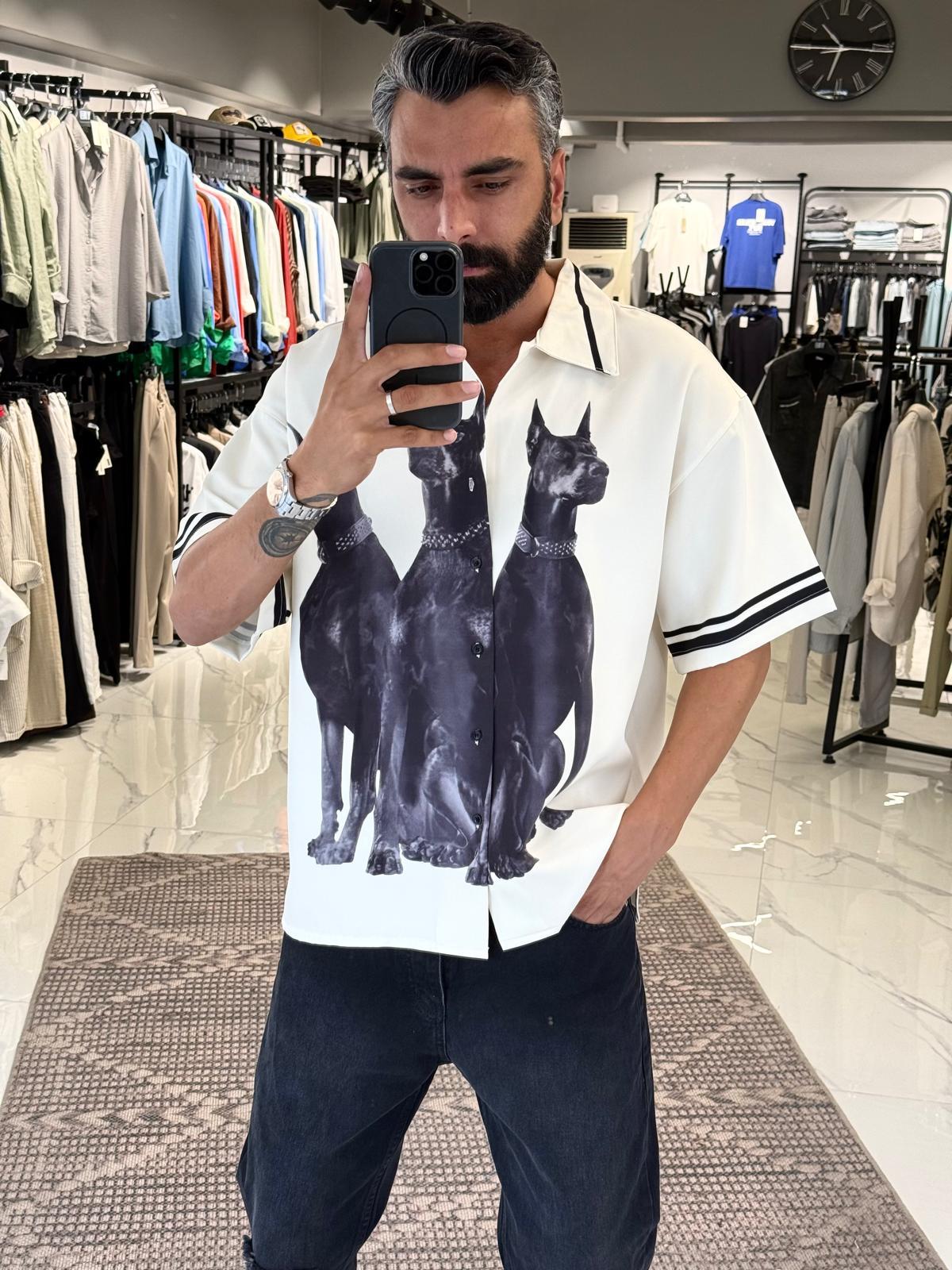 Oversize Doberman Baskılı Gömlek Beyaz