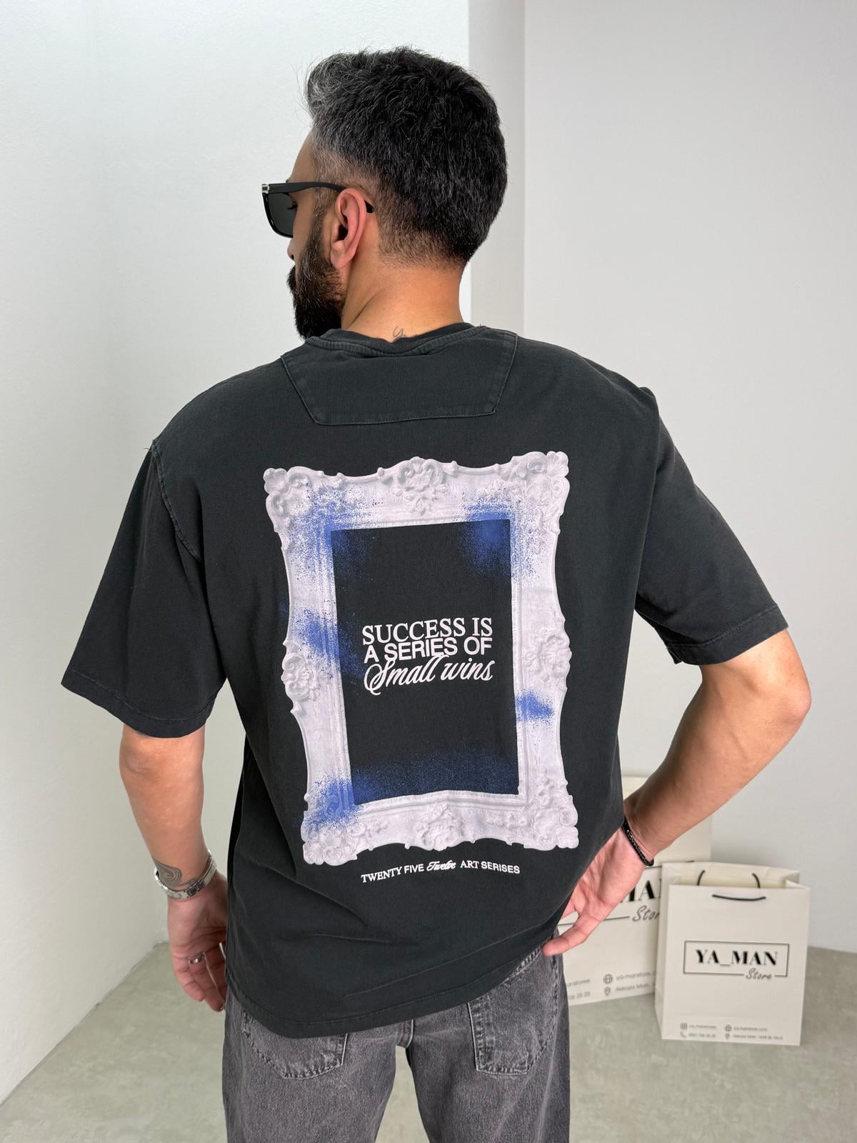 Yıkamalı Çerçeve Baskılı T-Shirt Siyah