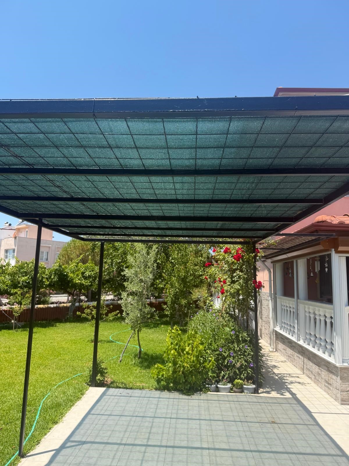 Gölgelik File - 95lik 140 gram/m2 - Yeşil - Şeritli ve Kuşgözü Halkalı 