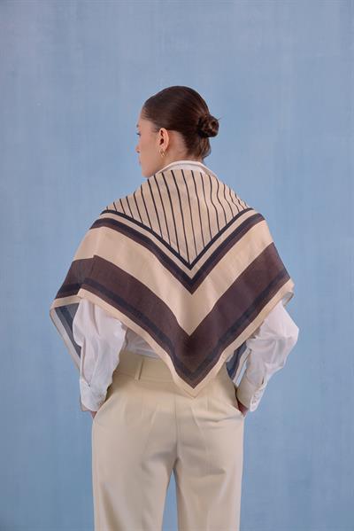 QOOQ BLOK BASKILI EŞARP