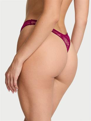 Gül Dantelli Derin Bacak Kesim Crotchless Tanga
