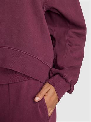 Ivy V Yaka Crop Sweatshirt