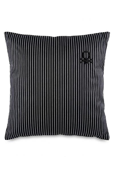 Be-28464-Bk  100% Pamuk 45*45 Cm Çizgili Kırlent Dolu Siyah Çizgili