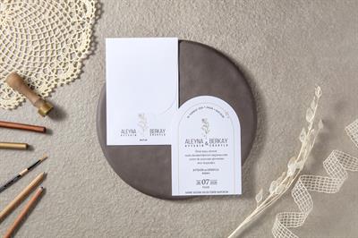 Gold Detaylı Oval Davetiye