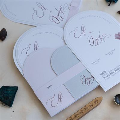 Lale Temalı Oval Boho Davetiye