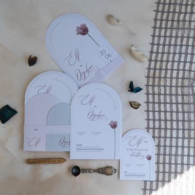 Lale Temalı Oval Boho Davetiye