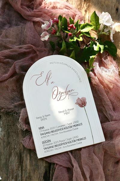 Lale Temalı Oval Düğün Davetiyesi