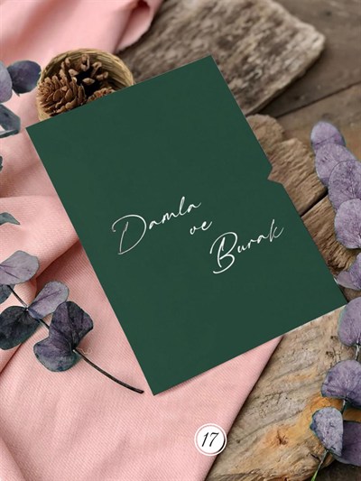 Orman Yeşili Zarflı Parlak Gümüş Varak Yazılı Düğün Davetiyesi