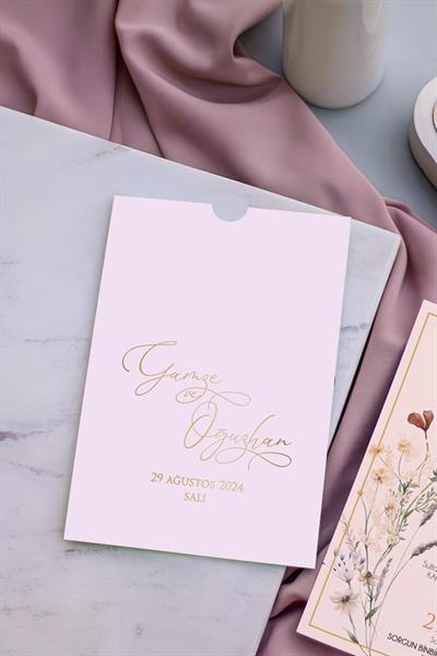 Pembe Yaldız Zarflı Çiçekli Davetiye
