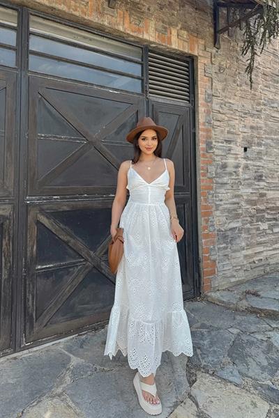 Beyaz Uzun Astarlı Elbise