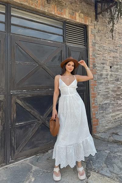 Beyaz Uzun Astarlı Elbise