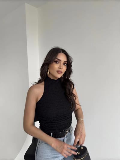 Gofre Halter Sırt Dekolteli Bluz
