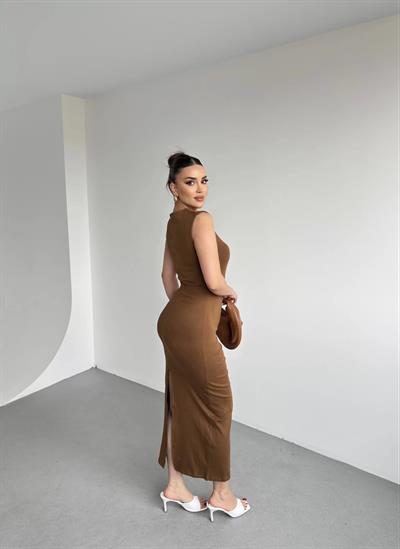 Kare Yaka Fitilli Elbise