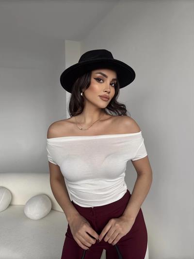 Kayık Yaka Büzgülü Crop