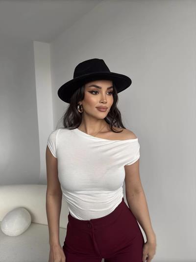 Kayık Yaka Büzgülü Crop