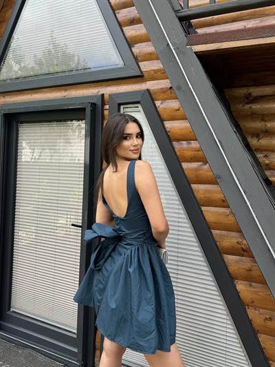 Kurdela Sırt Detay Elbise