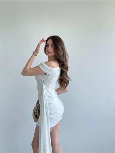 Kuşaklı Asimetrik Sandy Elbise