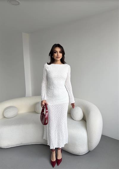 Sırt Dekolteli Dantel Elbise