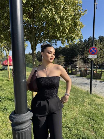 Straplez Dantel Crop