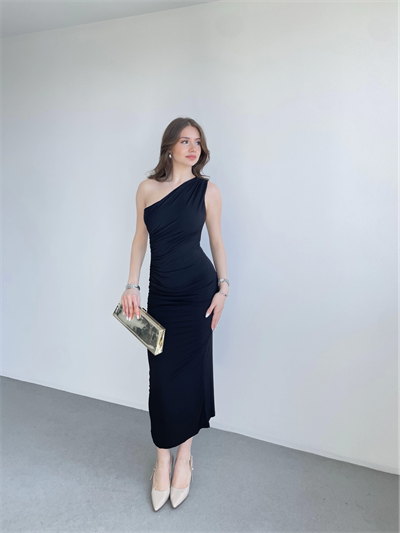 Tek Omuz Büzgülü Sandy Elbise