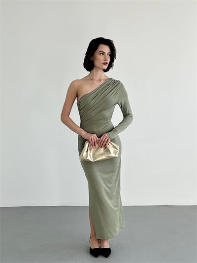Tek Omuz Büzgülü Sandy Elbise