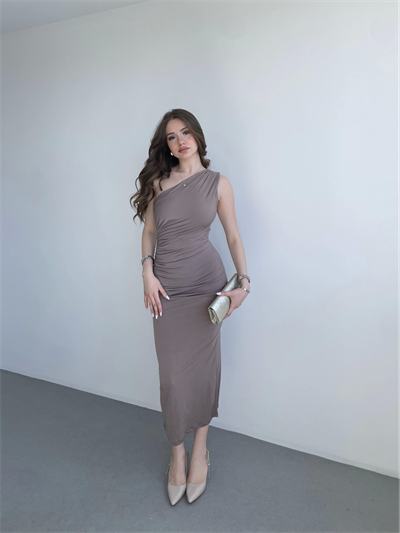 Tek Omuz Büzgülü Sandy Elbise